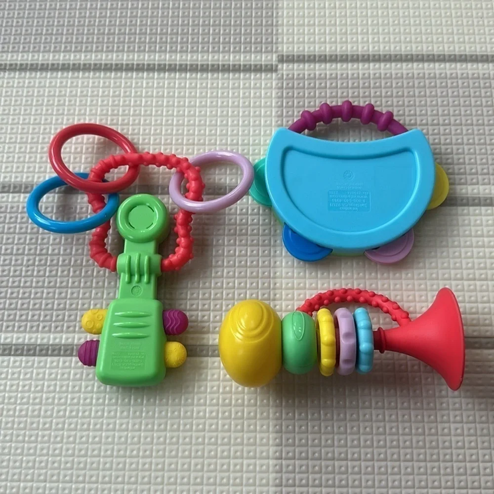 Infantino Musical Instrument set - Picture 2 of 2